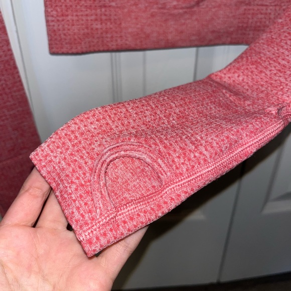 VITAL SEAMLESS 2.0 LONG SLEEVE CROP TOP GYMSHARK - Picture 7 of 8